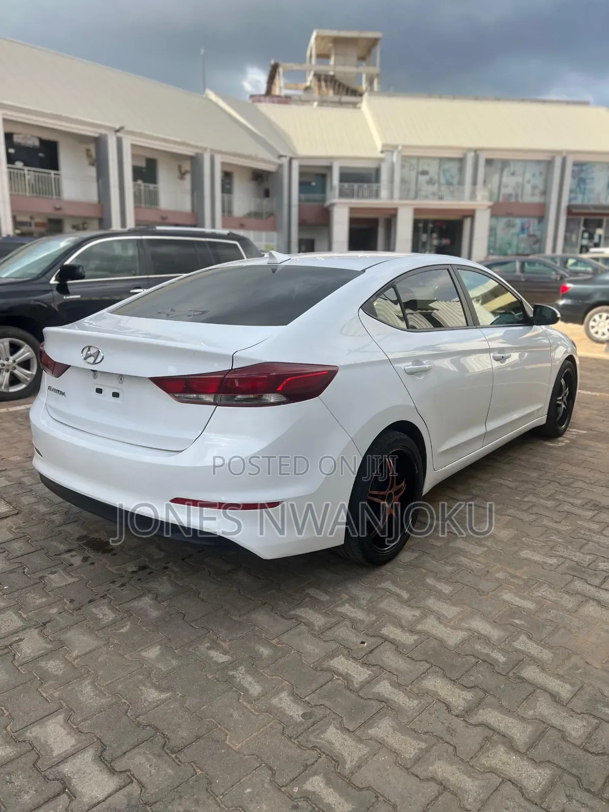 Hyundai Elantra ECO Sedan FWD (1.4L 4cyl 7A) 2017 Black