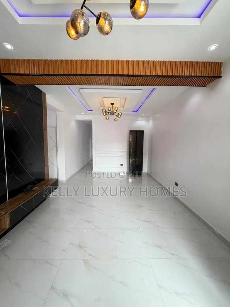 2bdrm Apartment in Igbo-efon for rent