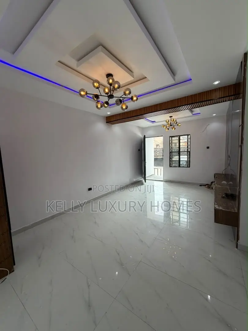 2bdrm Apartment in Igbo-efon for rent