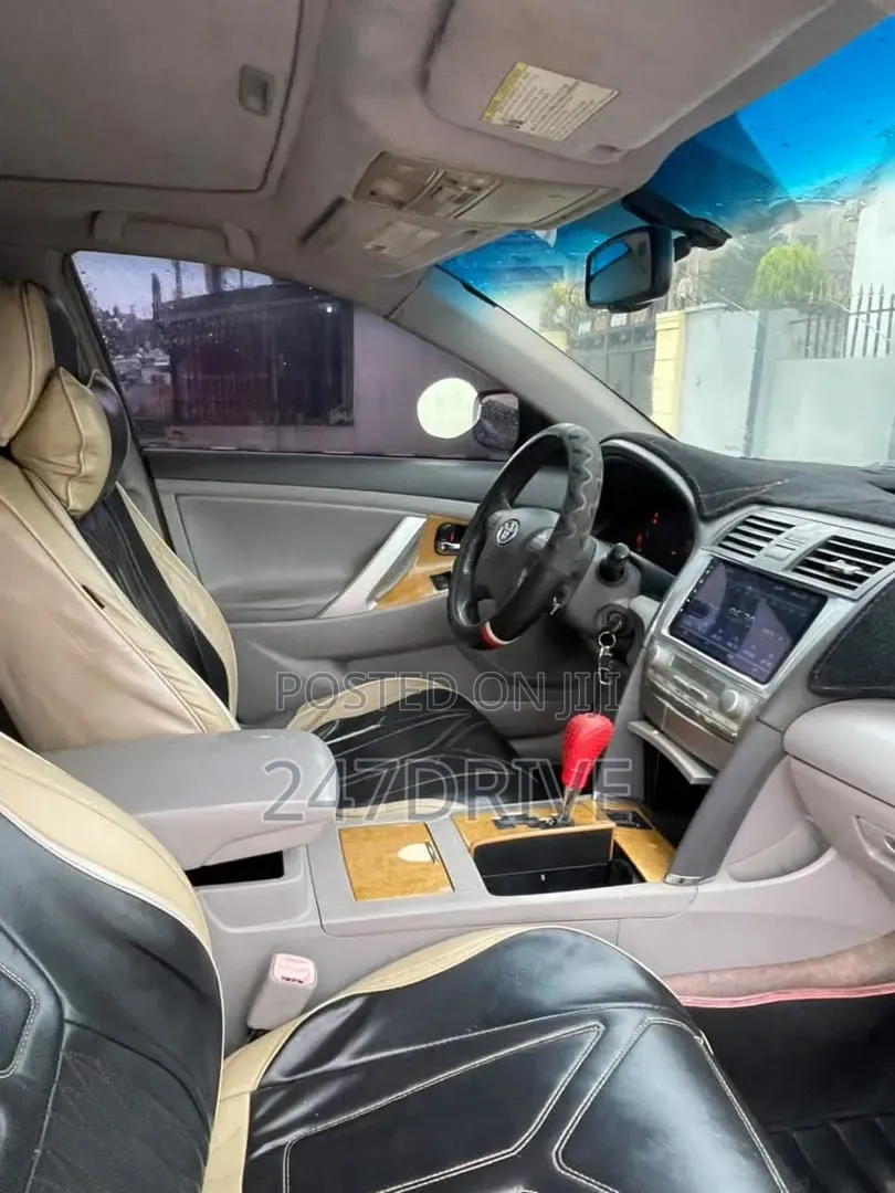 Toyota Camry 2.4 SE 2008 Gray