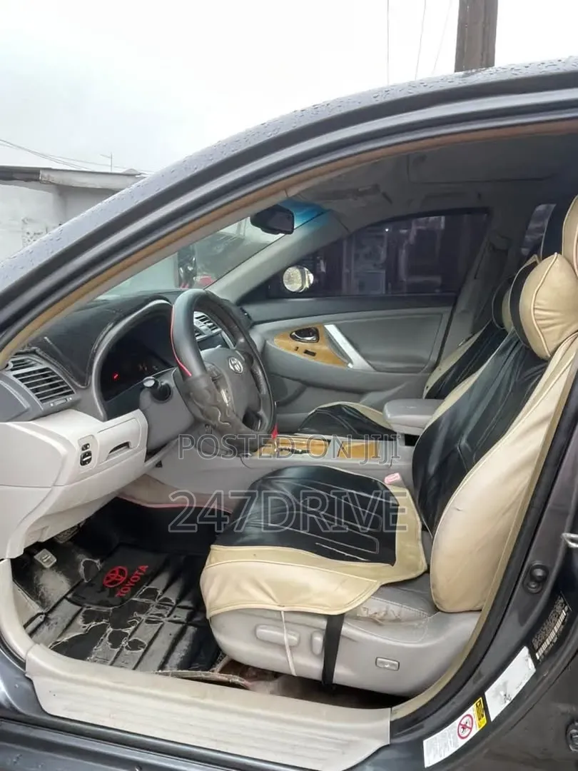 Toyota Camry 2.4 SE 2008 Gray