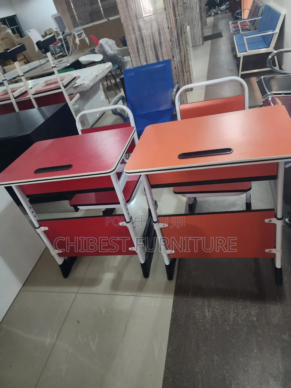 Brand New Reading Desk Available on Ground