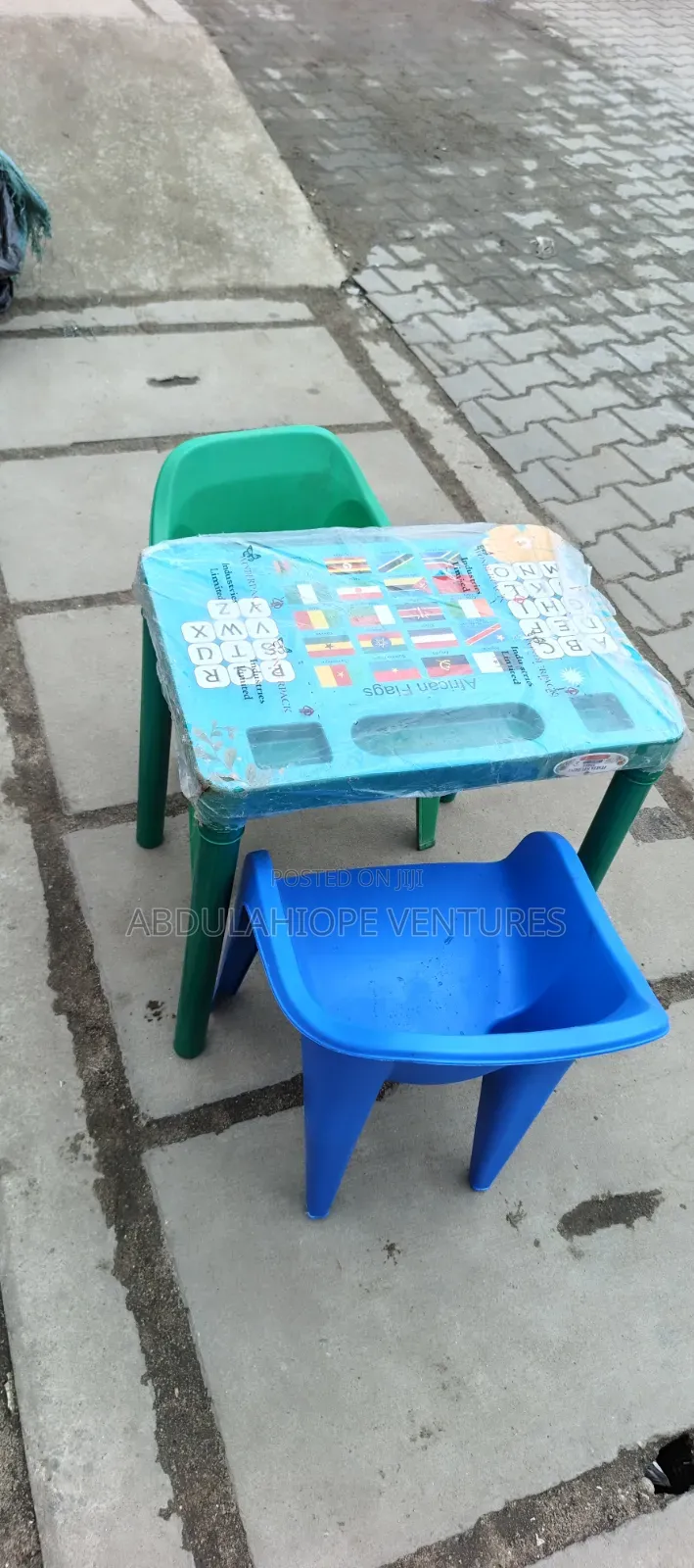 Children Table