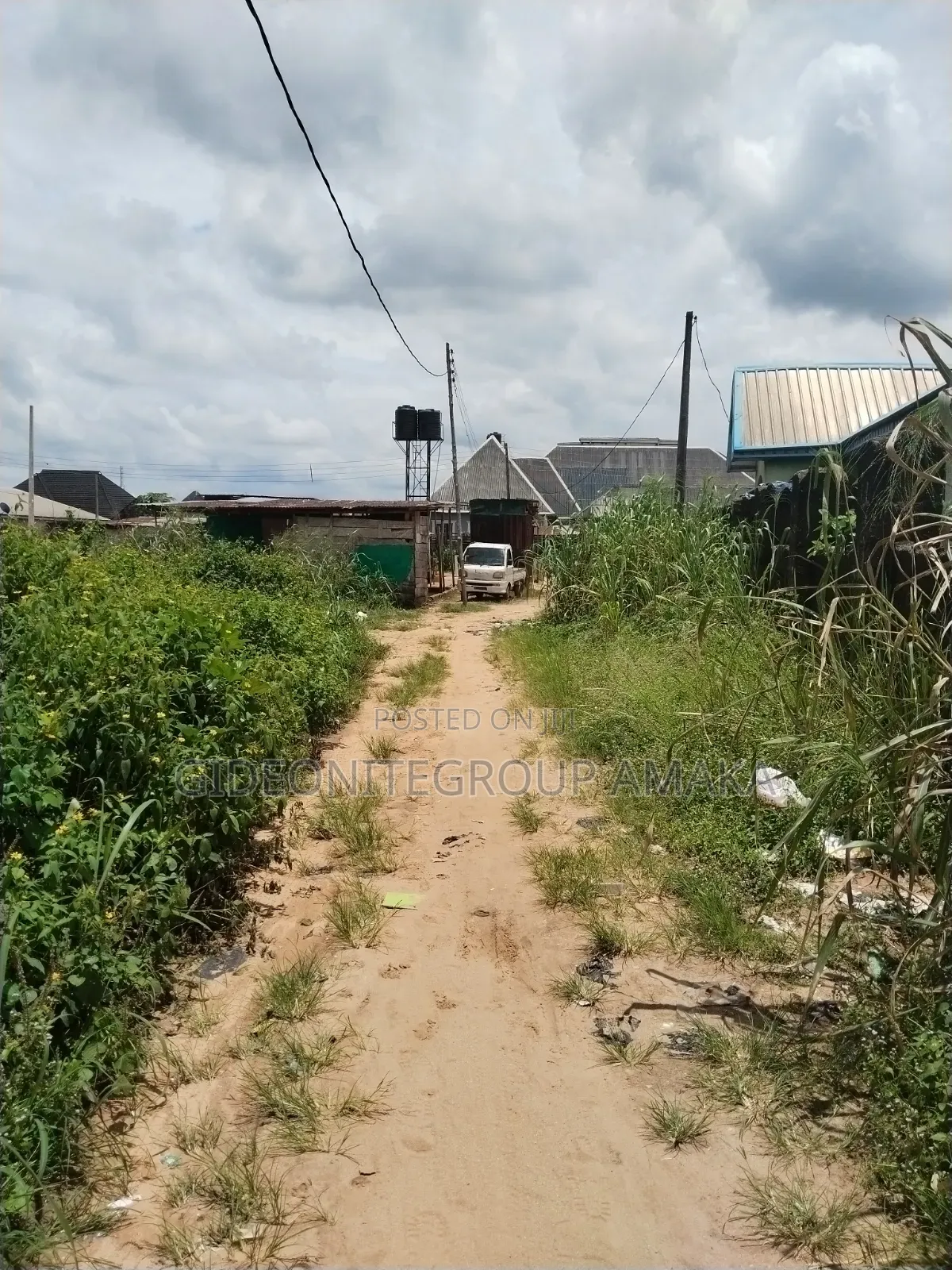 Mini Flat in Nut Road, Ethiope East for sale