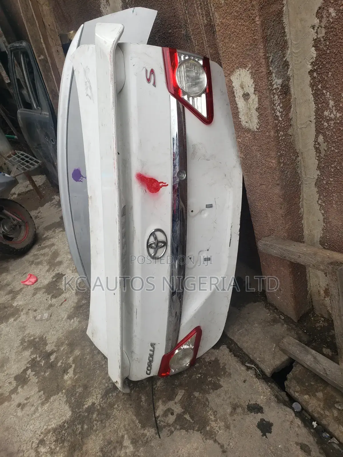 Boot Toyota Corolla 2012-2013 Sport