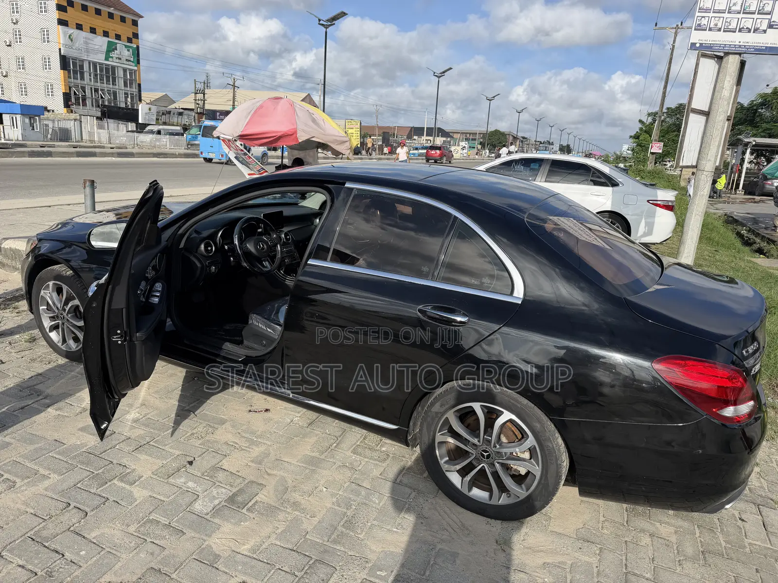 Mercedes-Benz C300 Base 4dr RWD Sedan (2.0L 4cyl 7A) 2015 Black