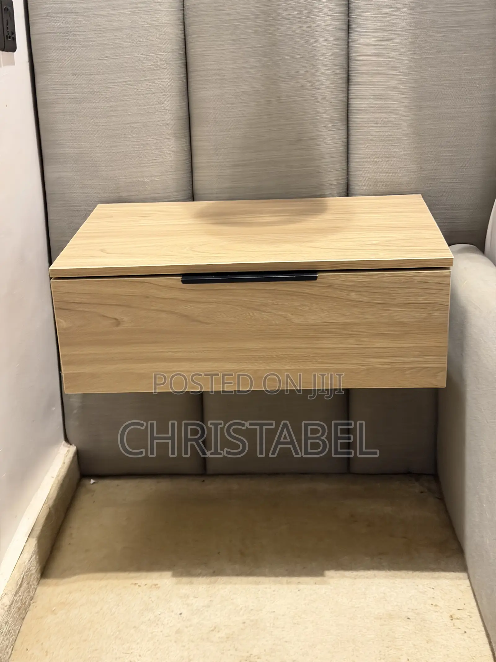 Floating Wooden Bedside Pedestal (2)