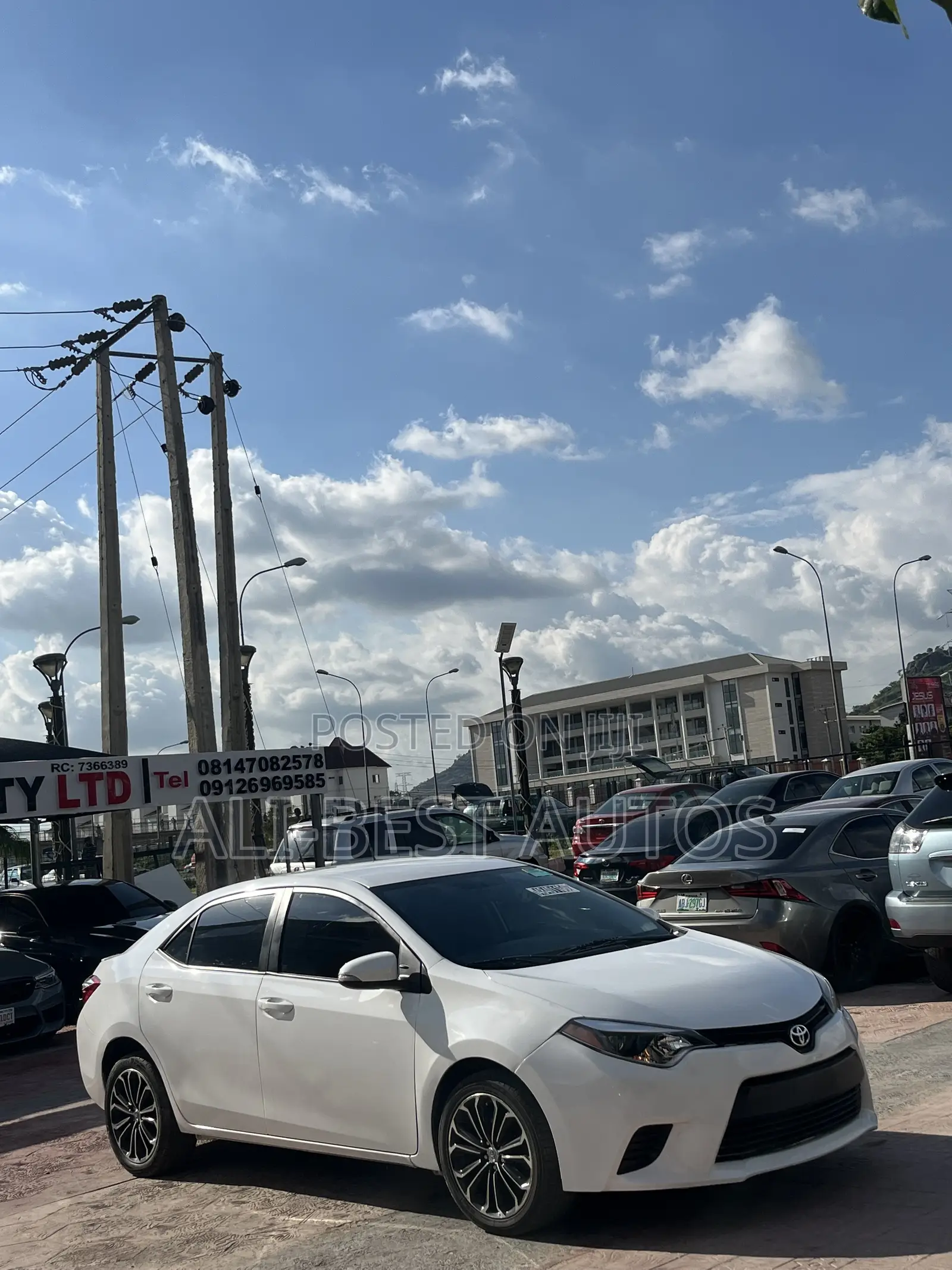 Toyota Corolla 2015 White