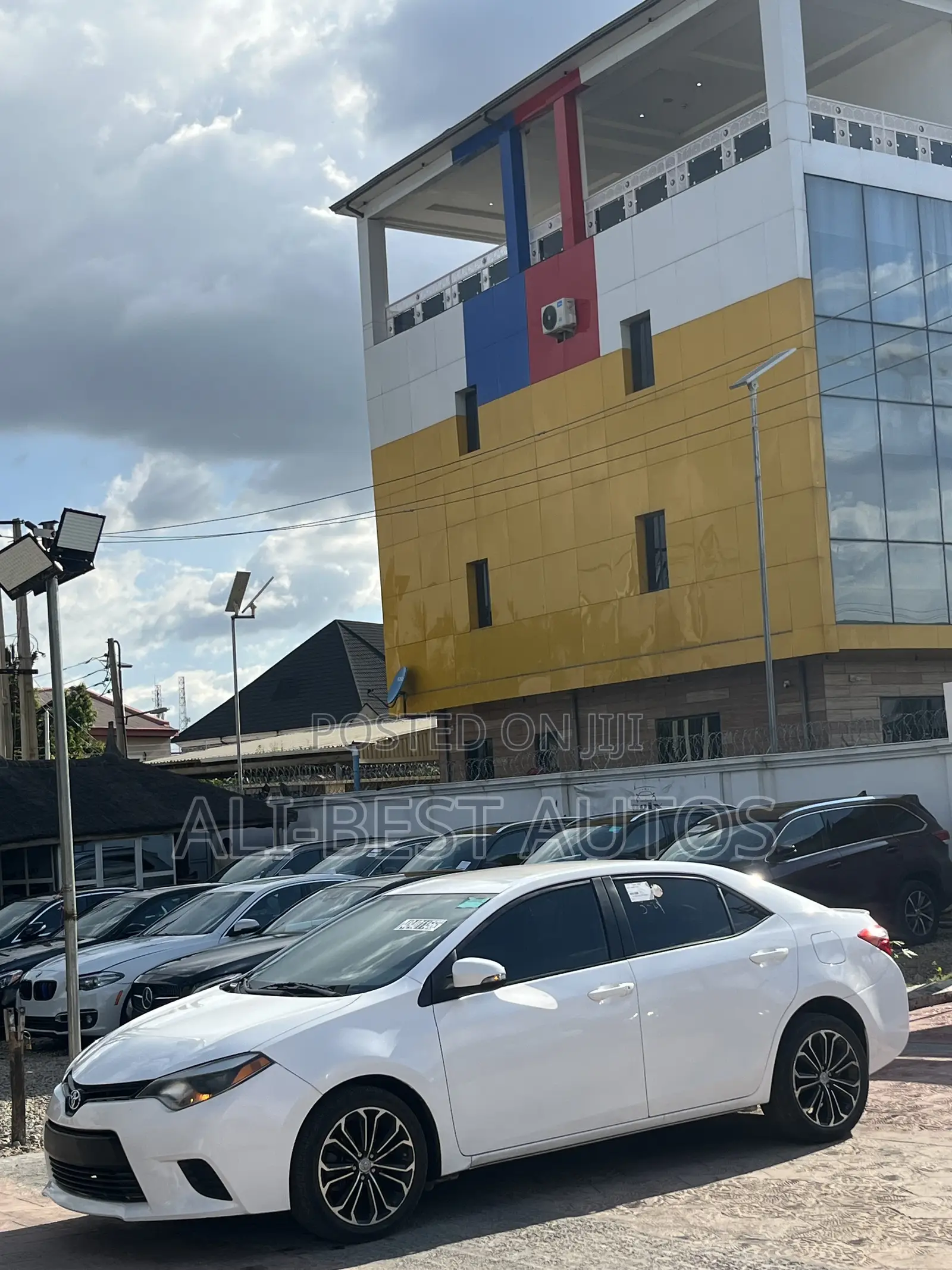 Toyota Corolla 2015 White