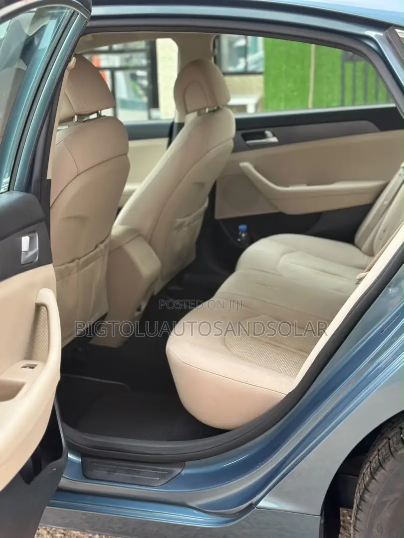 Hyundai Sonata Base Sedan FWD (2.4L 4cyl 6A) 2016 Green