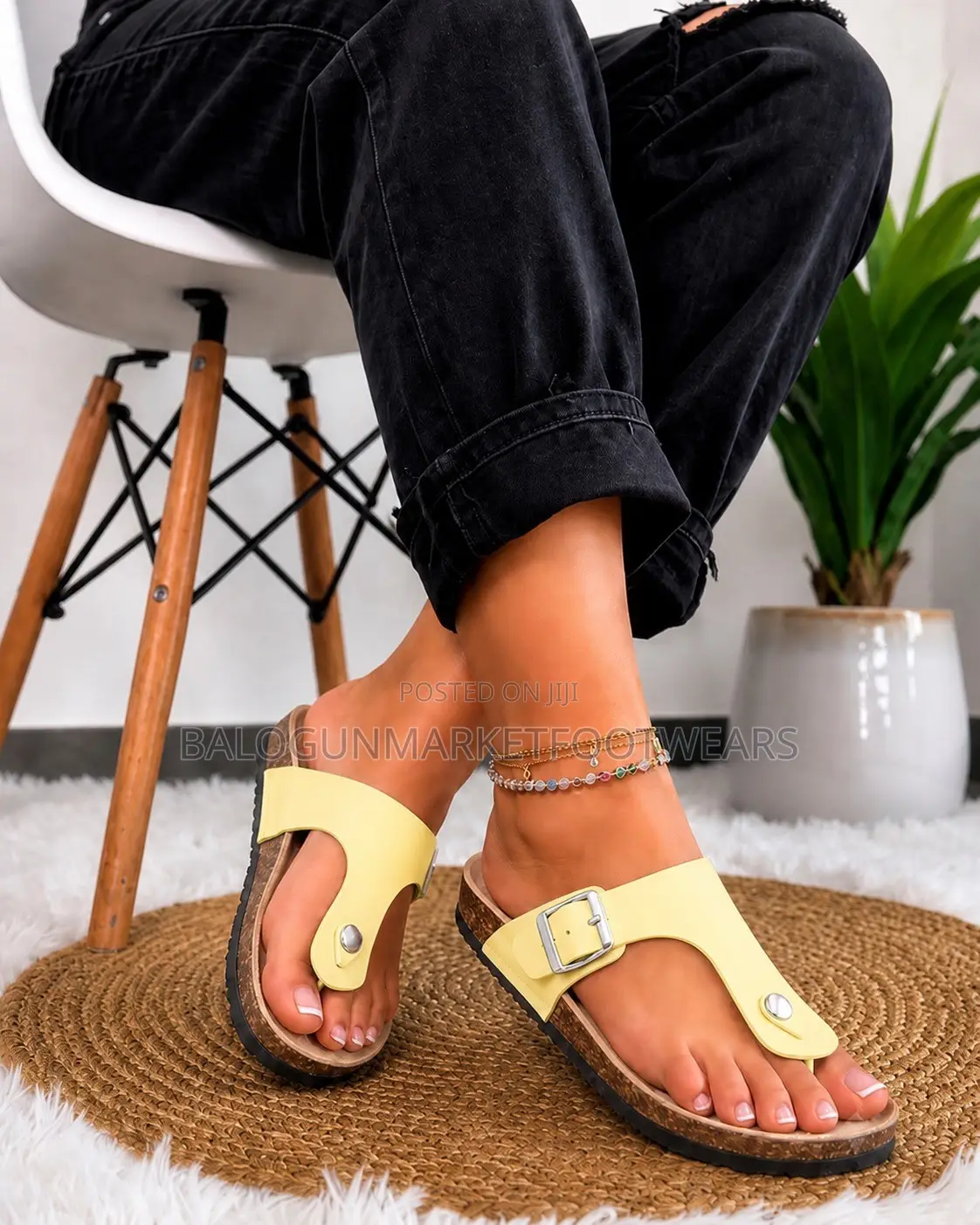Zara Birken Scissors