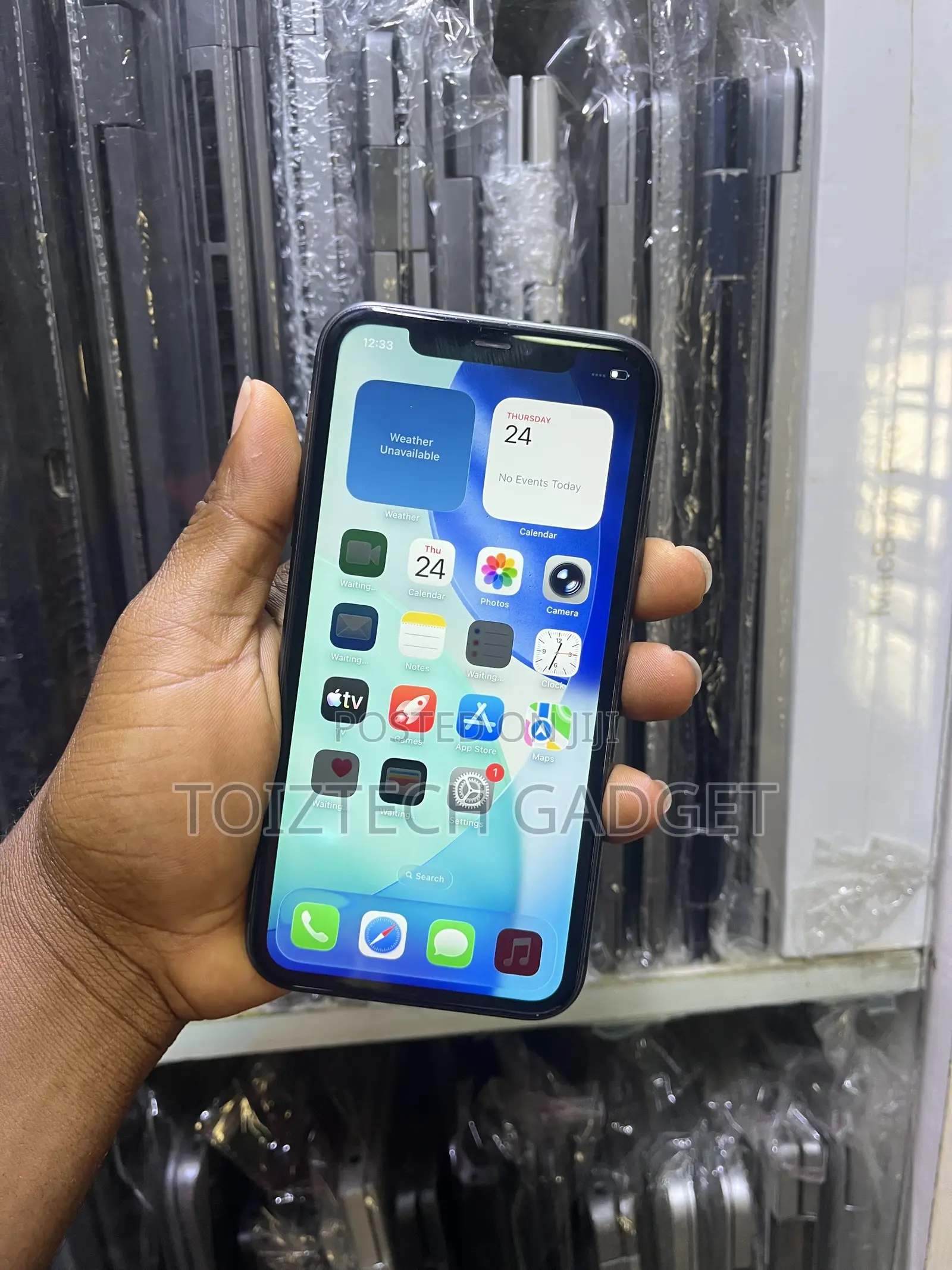 Apple iPhone 11 64 GB Gray