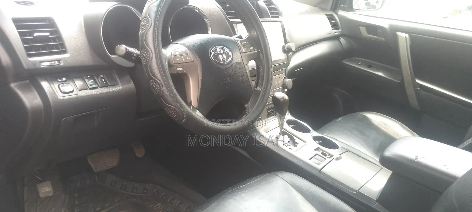 Toyota Highlander SE 2010 Black