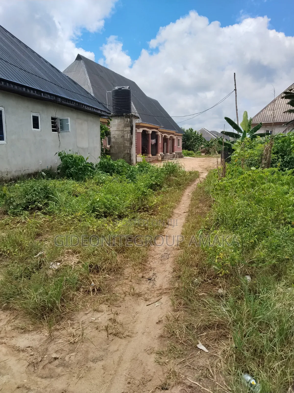 Mini Flat in Nut, Ethiope East for sale