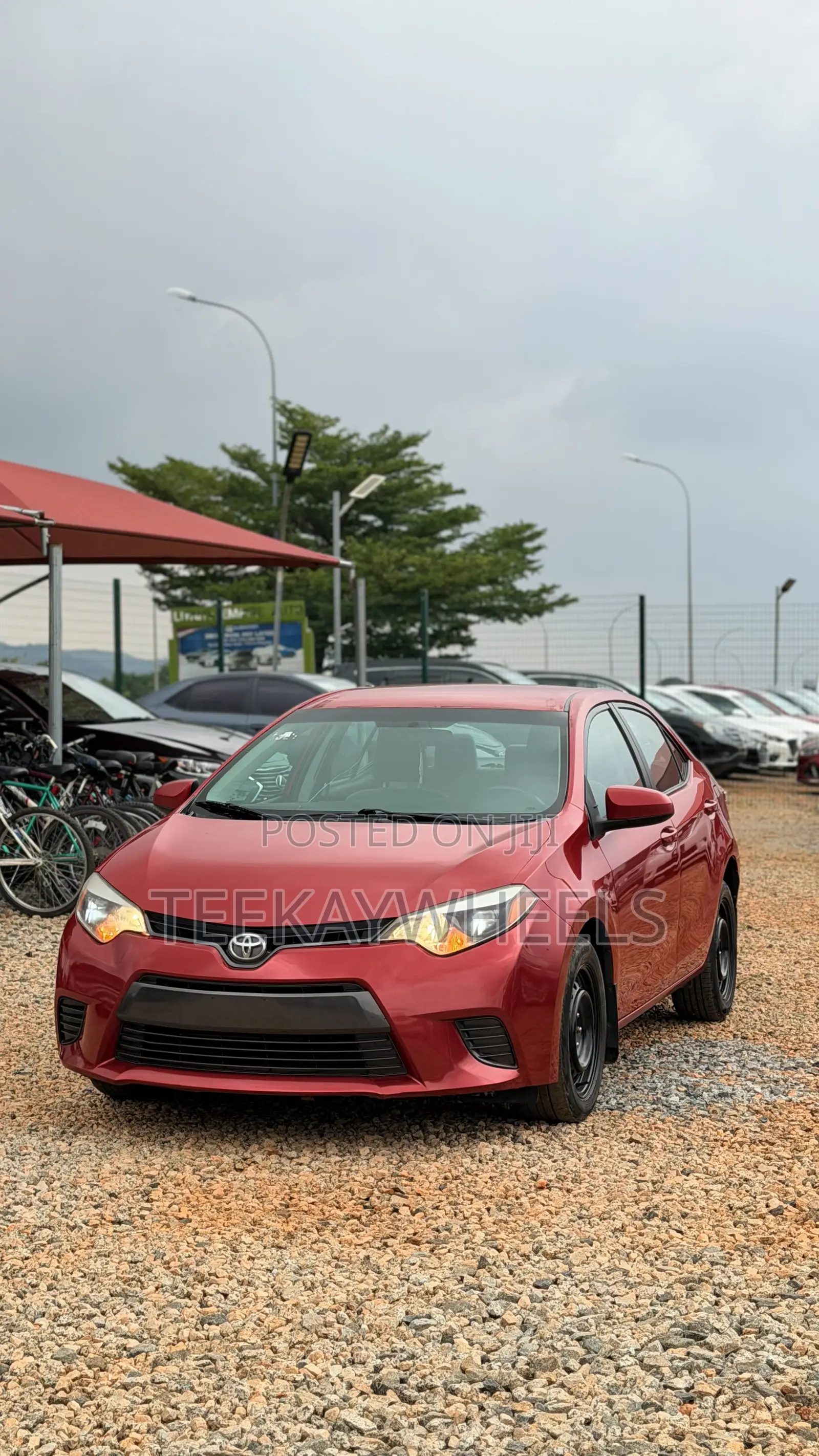 Toyota Corolla LE 4dr Sedan (1.8L 4cyl CVT) 2016 Red