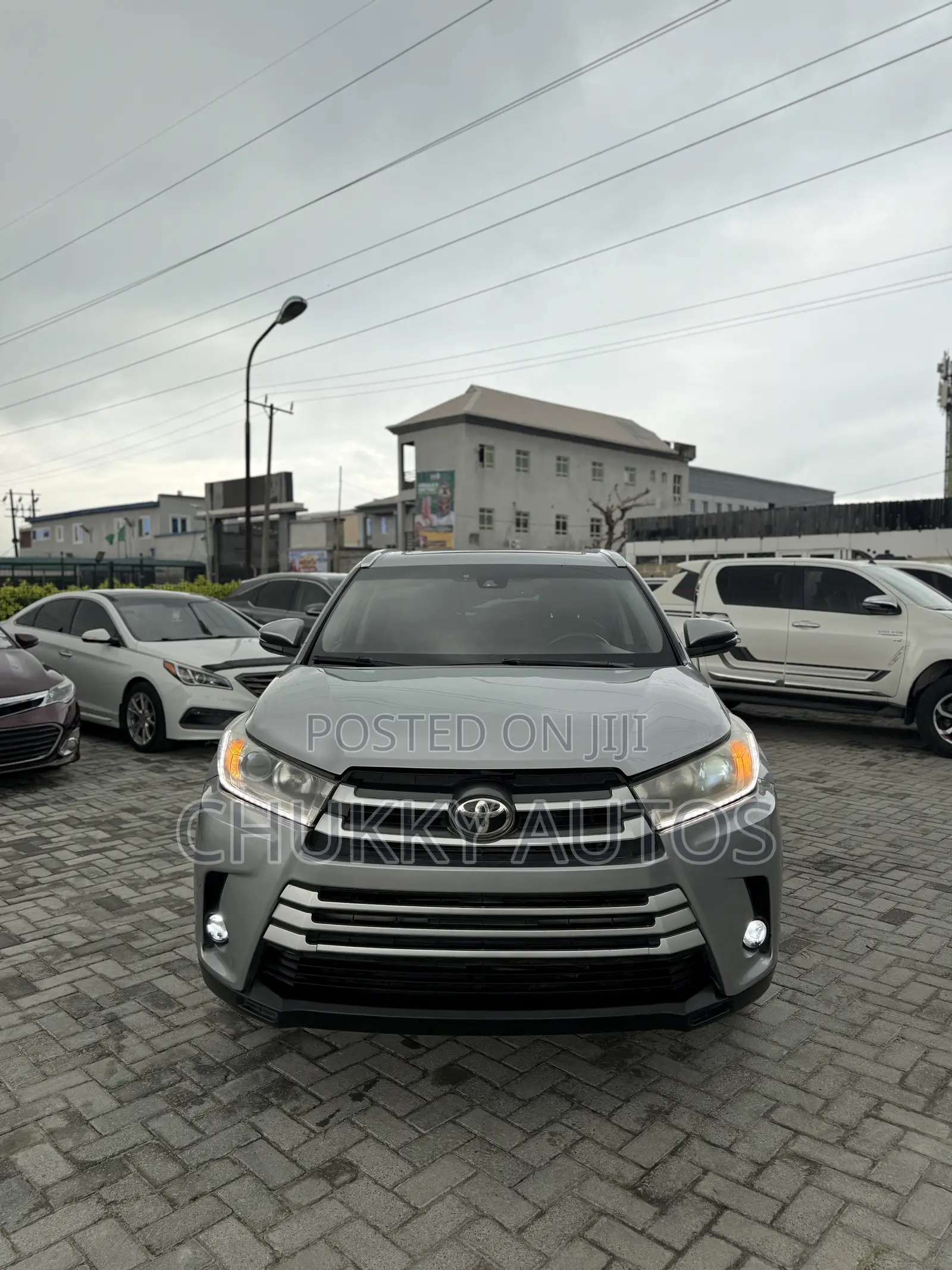 Toyota Highlander Limited Platinum 4dr SUV AWD (3.5L 6cyl 6A) 2015