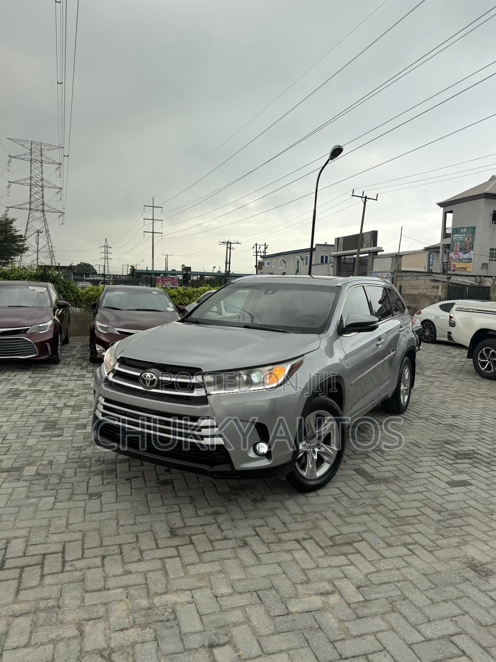 Toyota Highlander Limited Platinum 4dr SUV AWD (3.5L 6cyl 6A) 2015