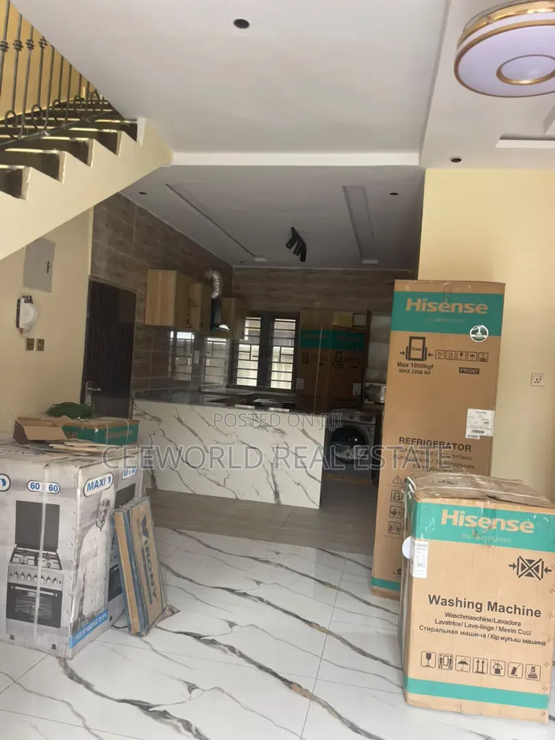 4bdrm Duplex in Jericho Gra for rent