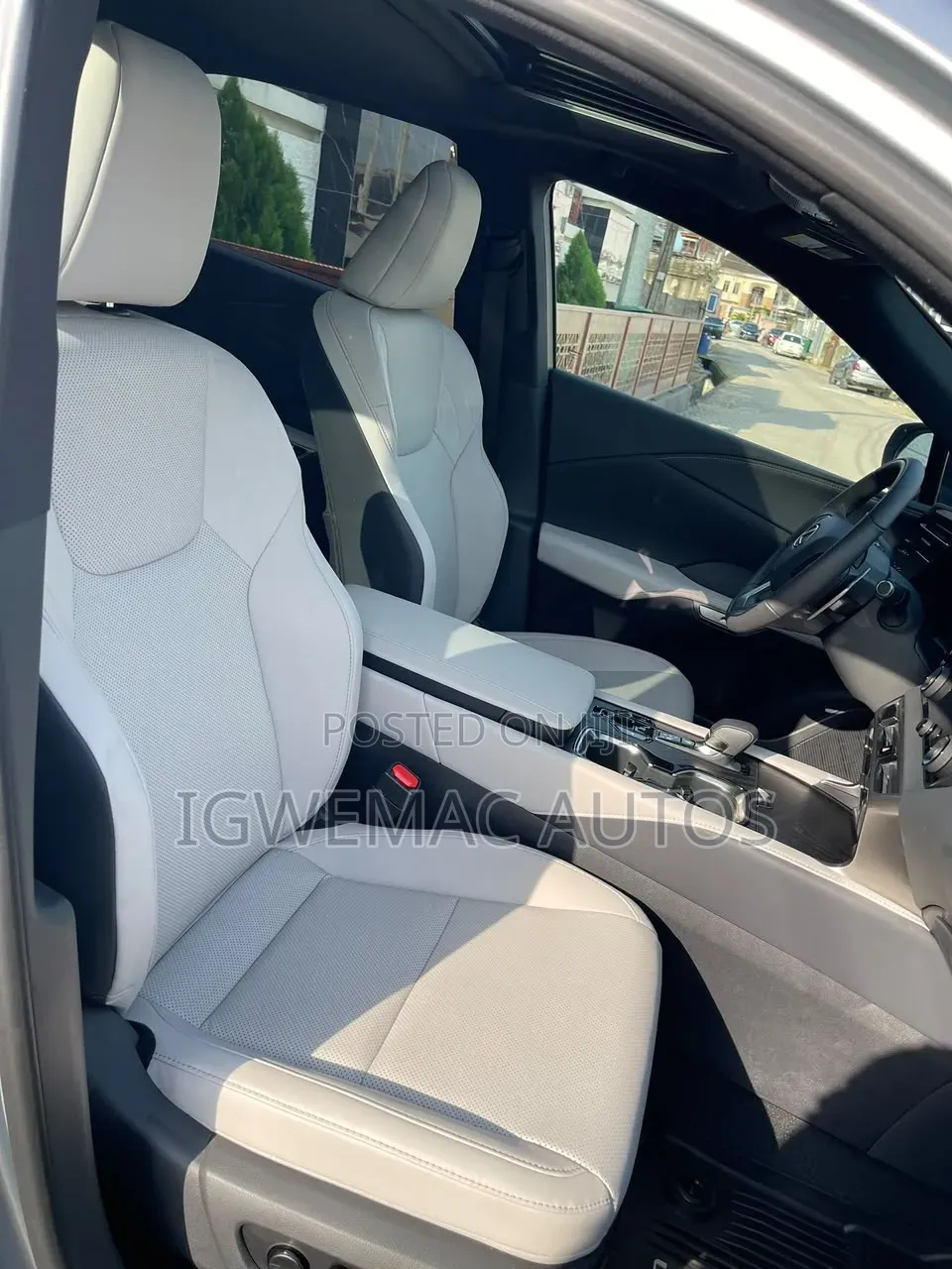 Lexus RX 350 Premium AWD 2024 Gold