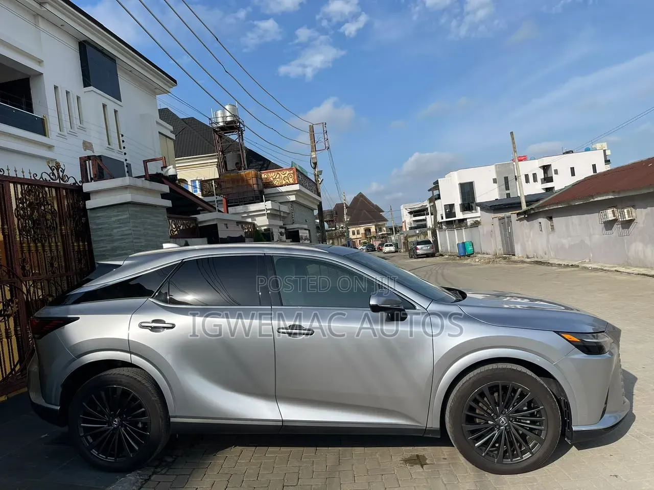 Lexus RX 350 Premium AWD 2024 Gold