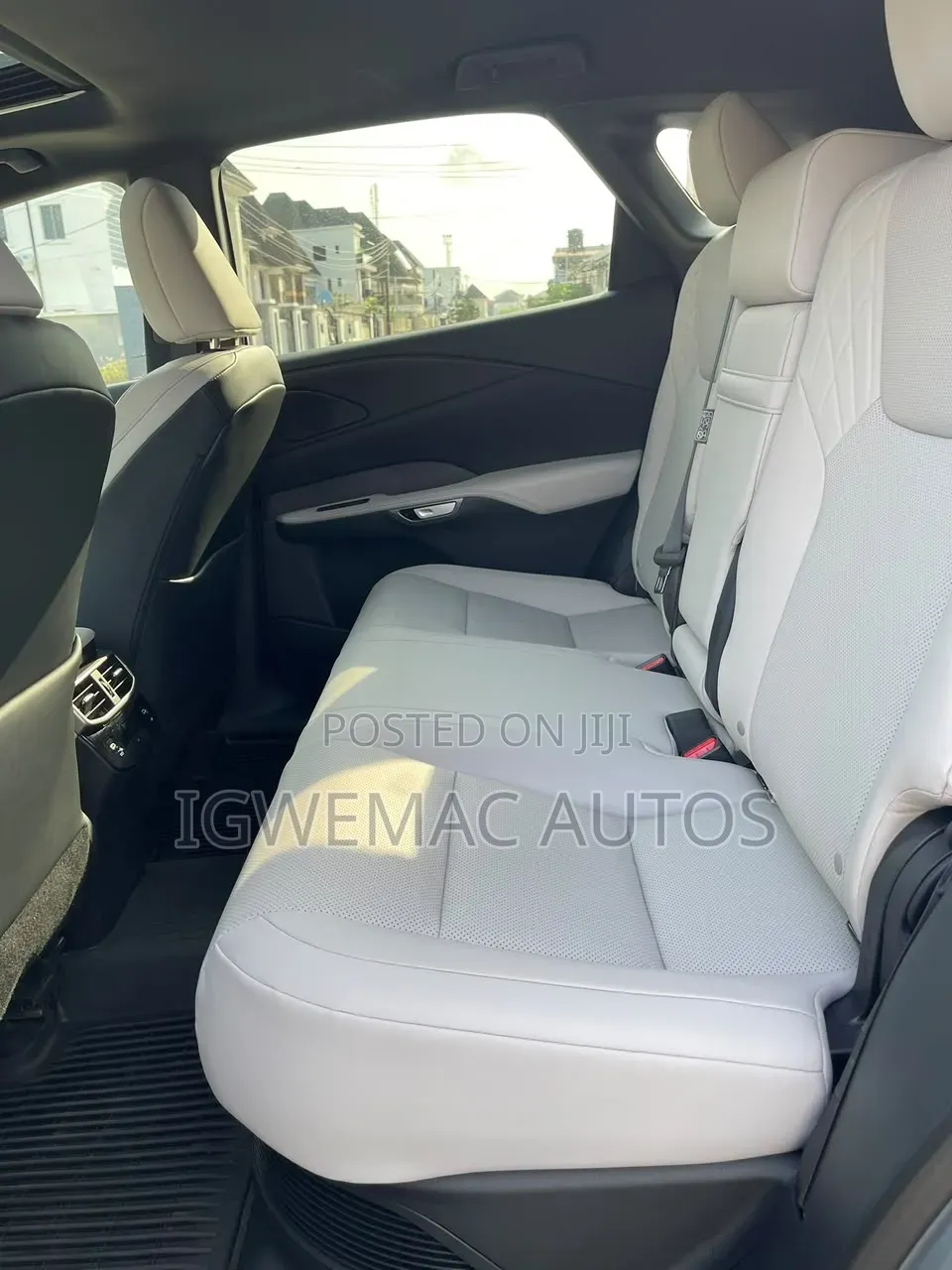 Lexus RX 350 Premium AWD 2024 Gold