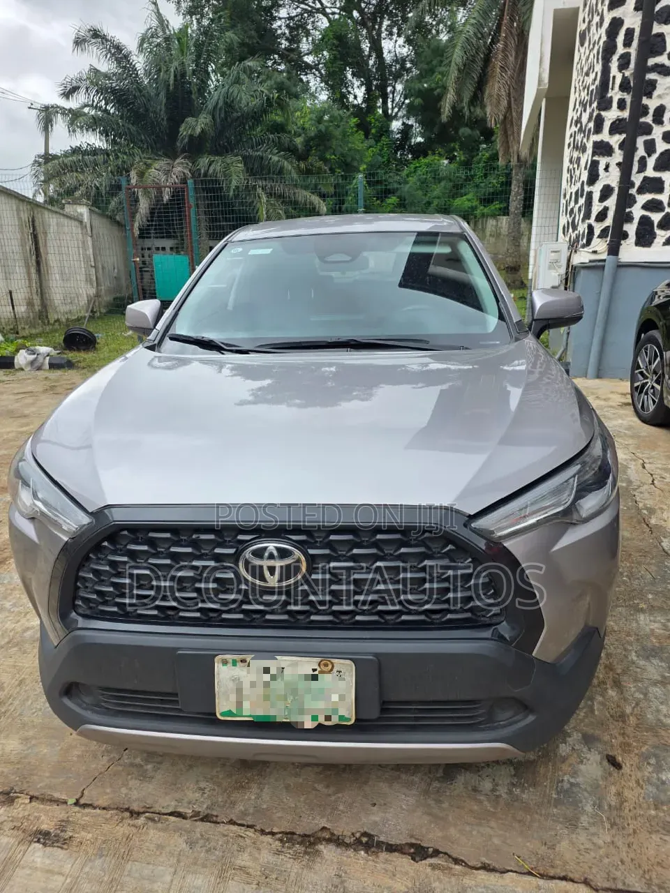 Toyota Corolla Cross LE 2025 Gray