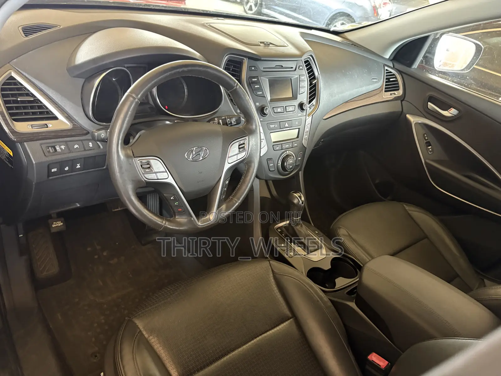 Hyundai Santa Fe 2015 Black
