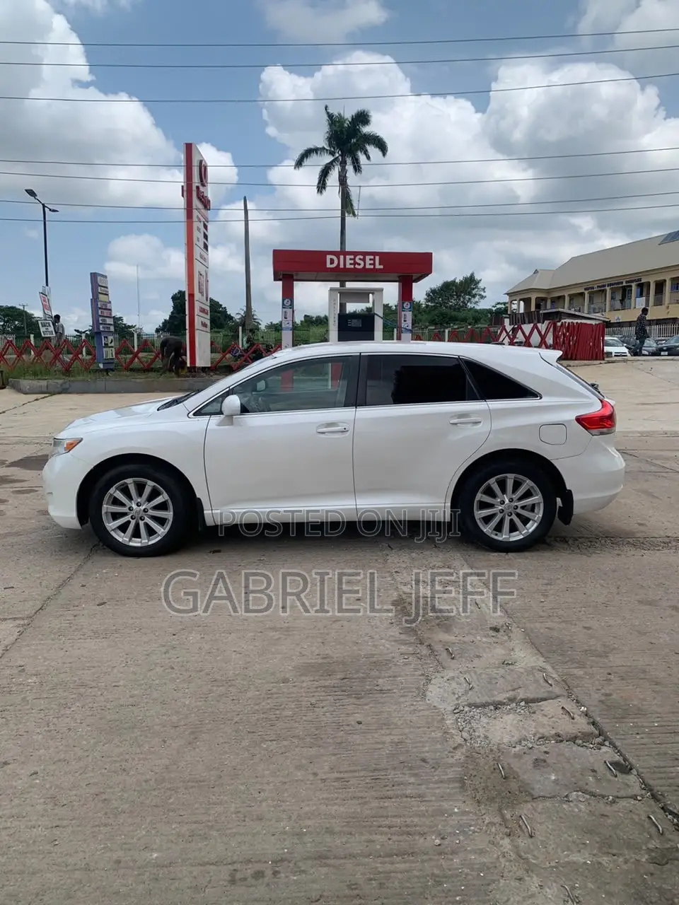 Toyota Venza LE 2010 White