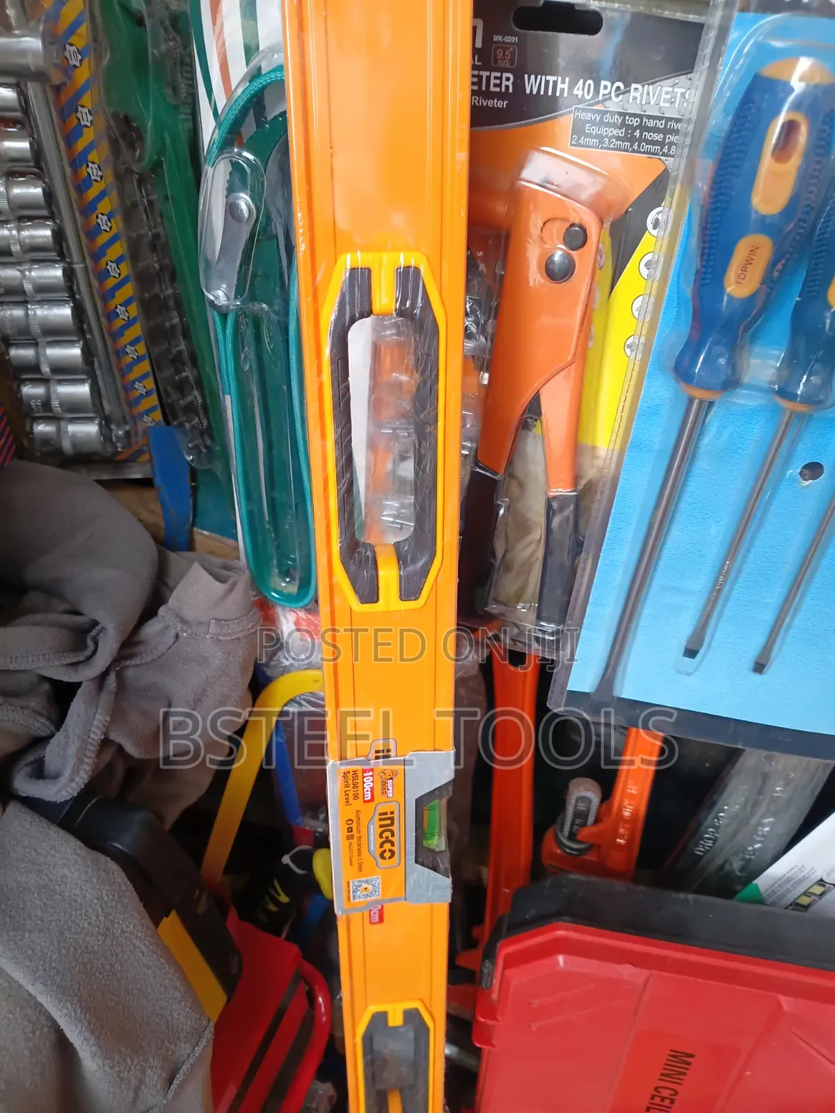 INGCO 100cm Spirit Level – Professional Level Tool