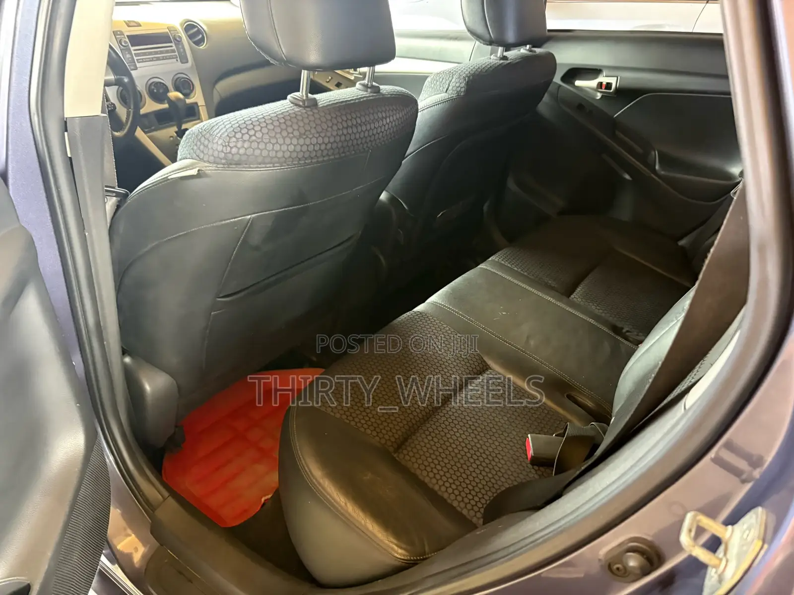 Pontiac Vibe 2009 Gray
