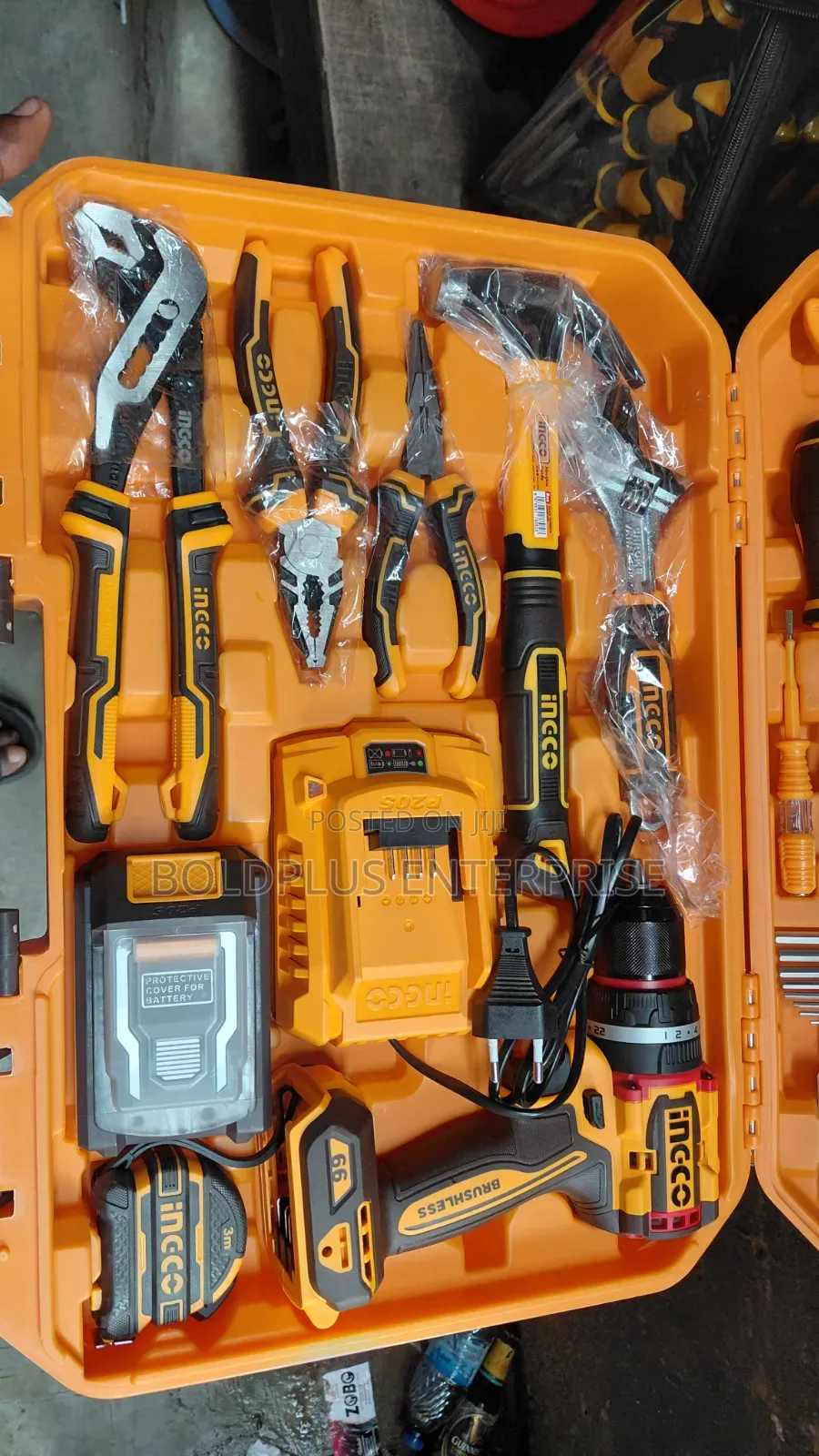 20v Ingco Cordless Drilling Machine With Tools