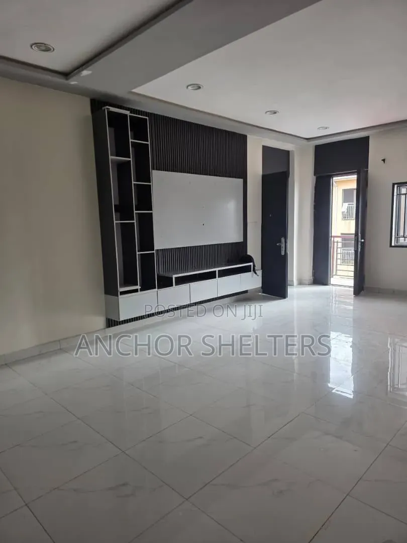 2bdrm Block of Flats in Behind Dunamis, FHA for rent