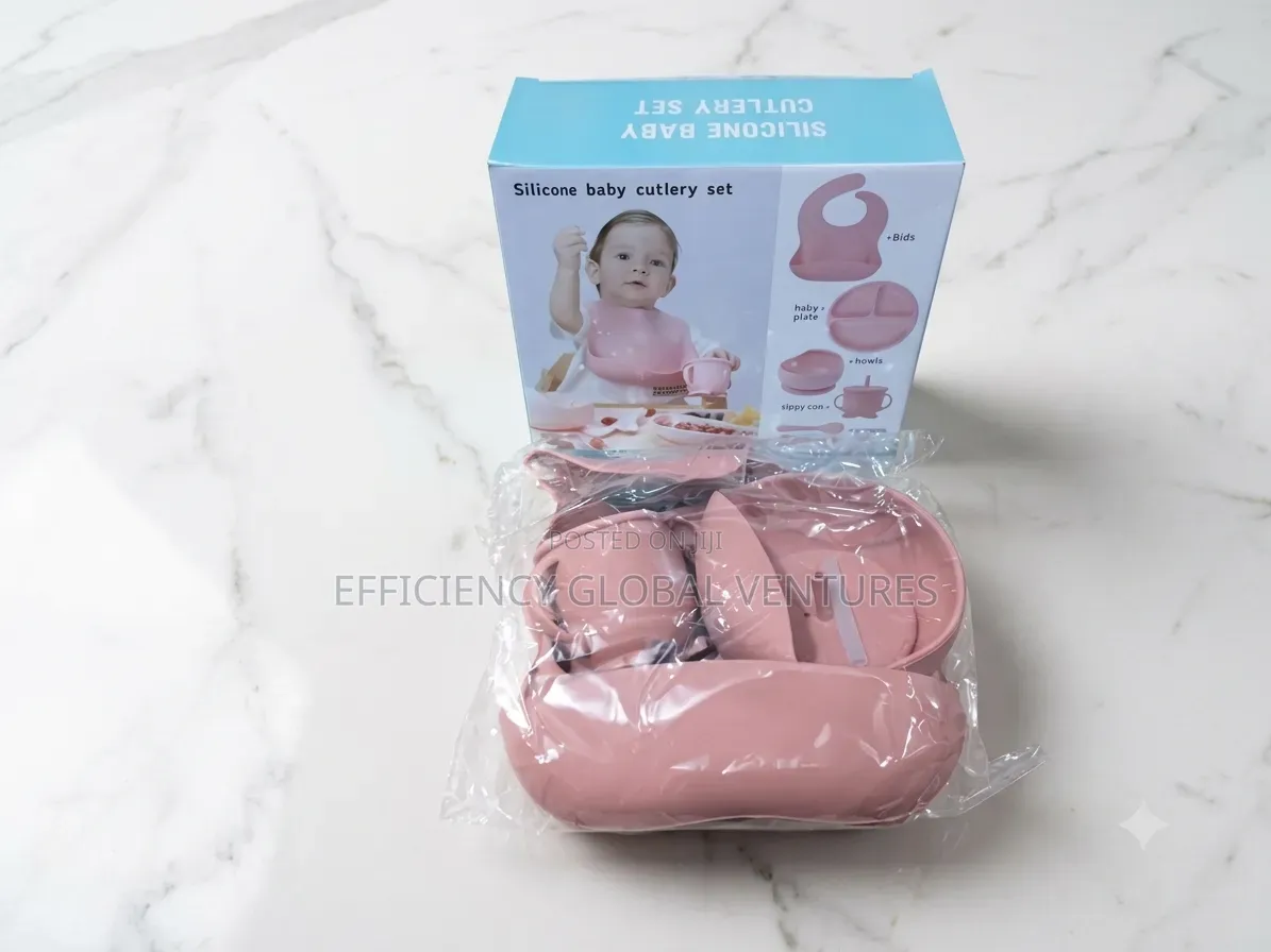 Silicone Baby Feeding Set–Waterproof Bib, Suction Bowl, Plate Etc.