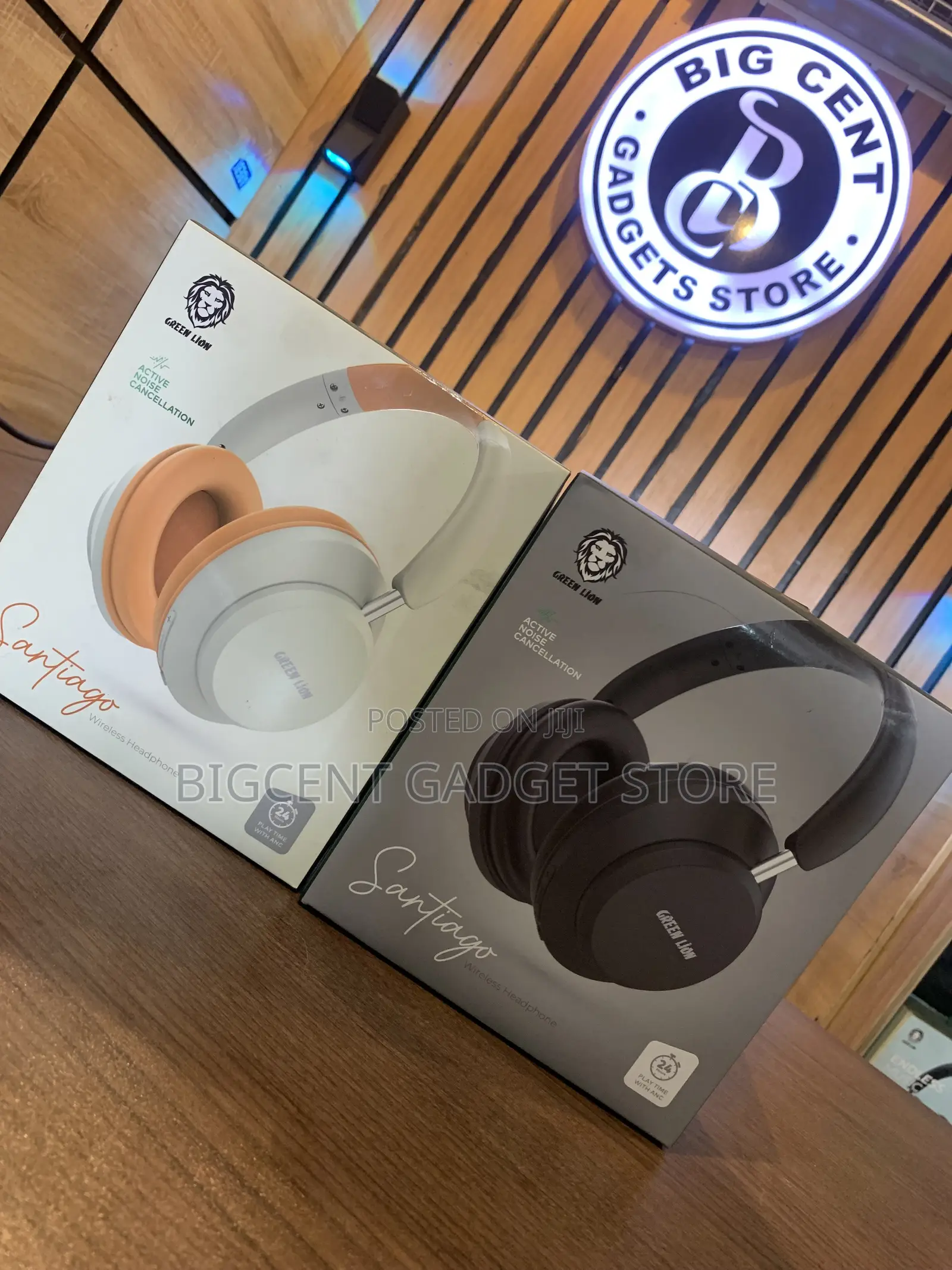 Brand New Green Lion Headset