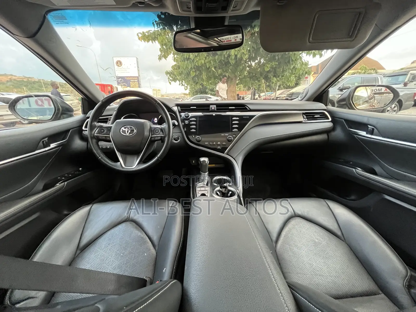 Toyota Camry 2018 Red