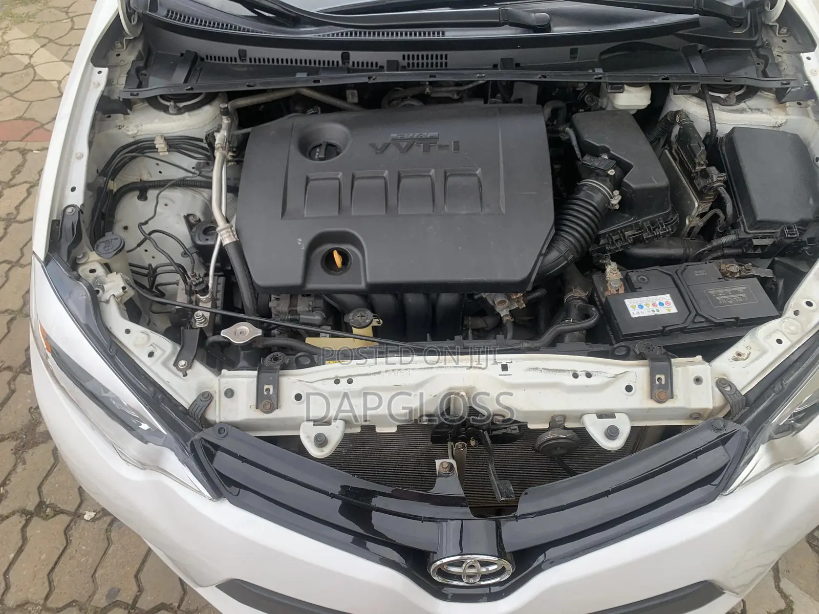 Toyota Corolla 2014 White