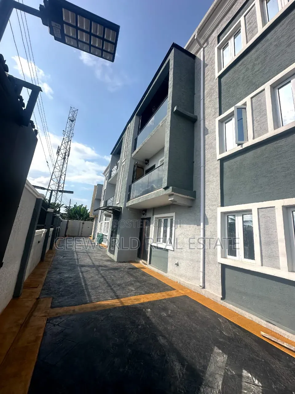 3bdrm Apartment in Joyce B Off Ring for rent