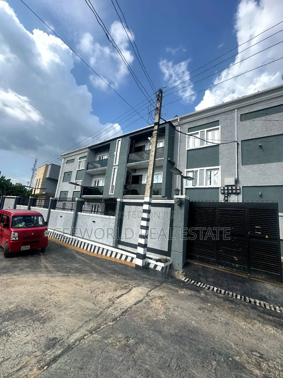 3bdrm Apartment in Joyce B Off Ring for rent