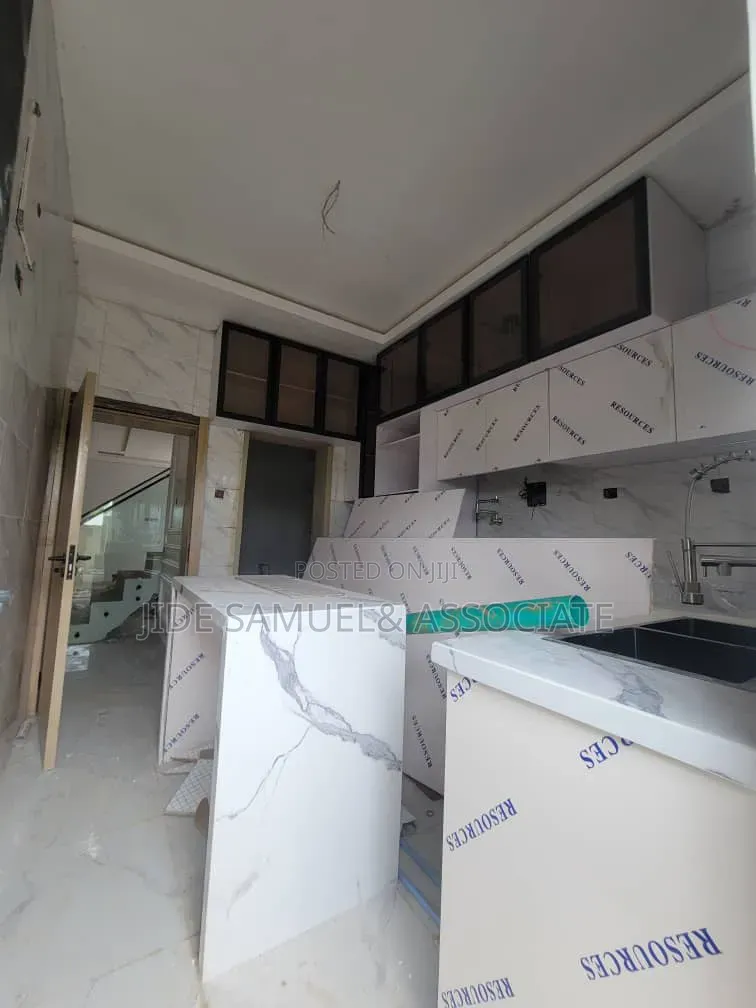 Furnished 4bdrm Duplex in Ayobo for sale
