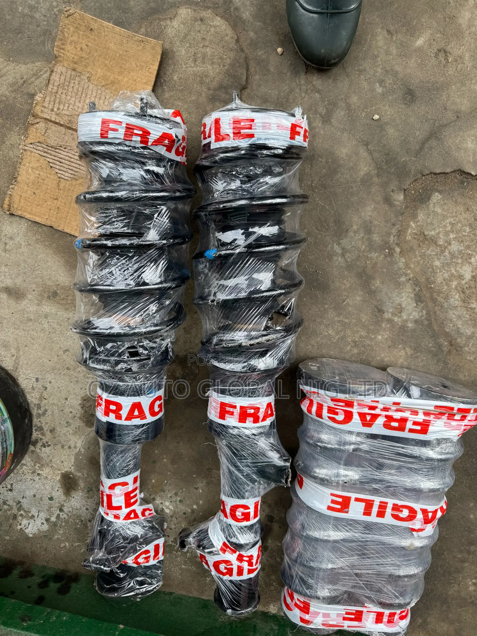 Range Rover Vogue 2010 Front Shock Absorber Rear Spring–Direct Tokunbo
