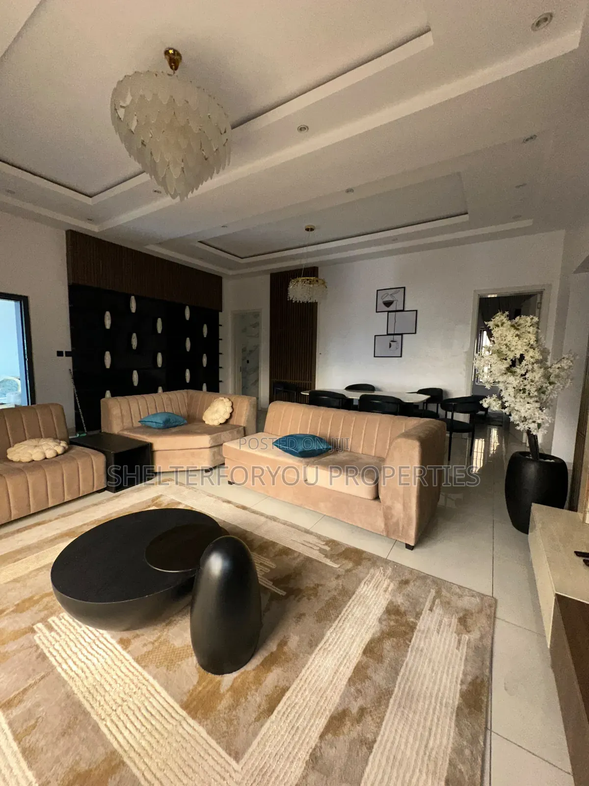 Furnished 3bdrm Apartment in Lekki Phase 1 for rent