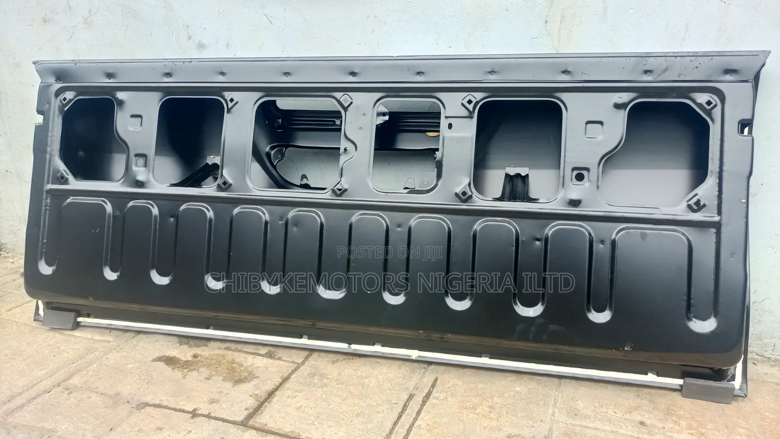 Back Boot for Toyota Hilux 2018_2024