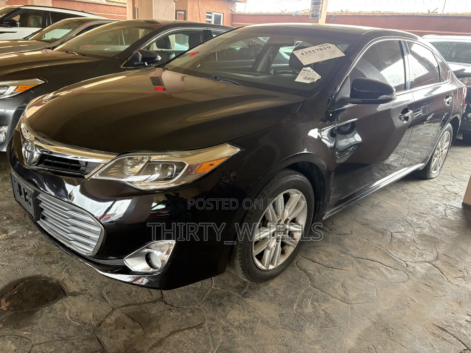 Toyota Avalon 2013 Black