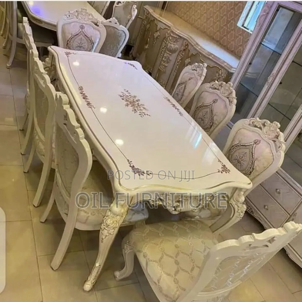 Royal European Luxury Dining Set 8 Seater Carved Dining Table Chairs