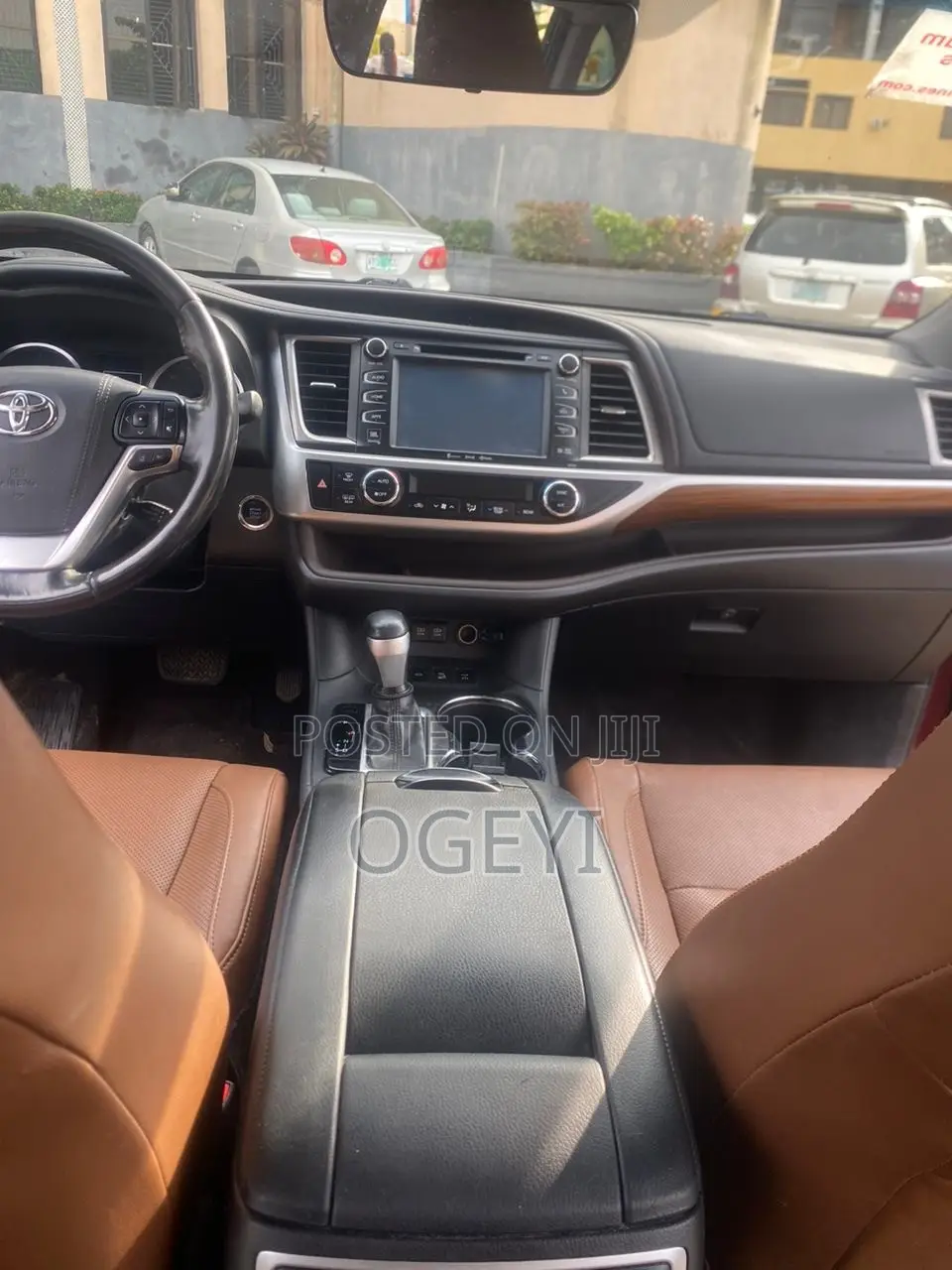 Toyota Highlander Limited Platinum 4x4 V6 (3.5L 6cyl 8A) 2017 Burgundy
