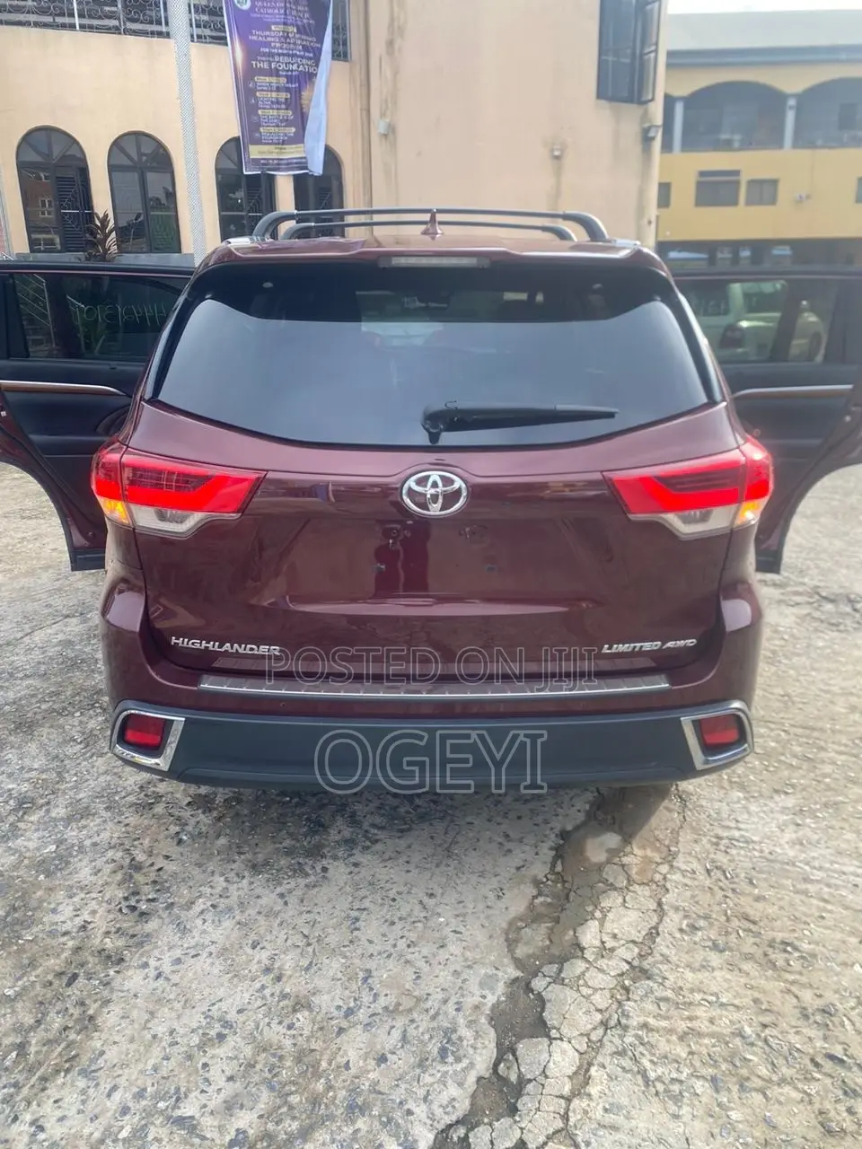 Toyota Highlander Limited Platinum 4x4 V6 (3.5L 6cyl 8A) 2017 Burgundy