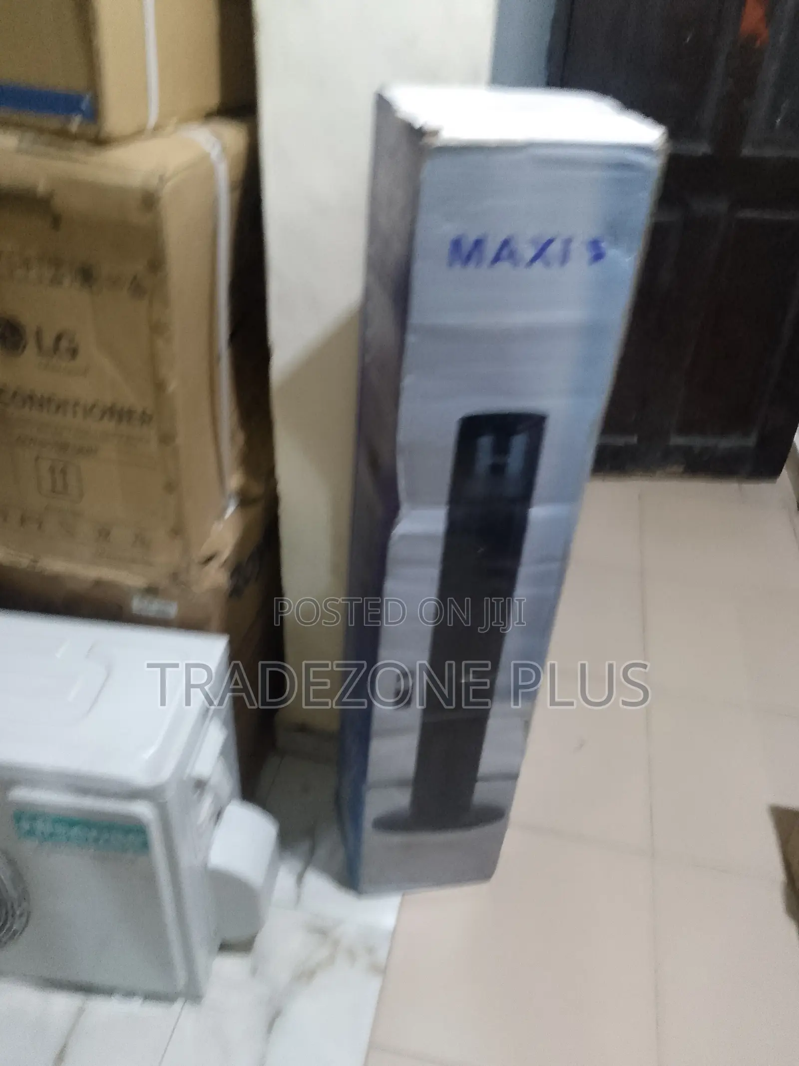 Maxi 40-Inch Tower Fan – Powerful Air Movement