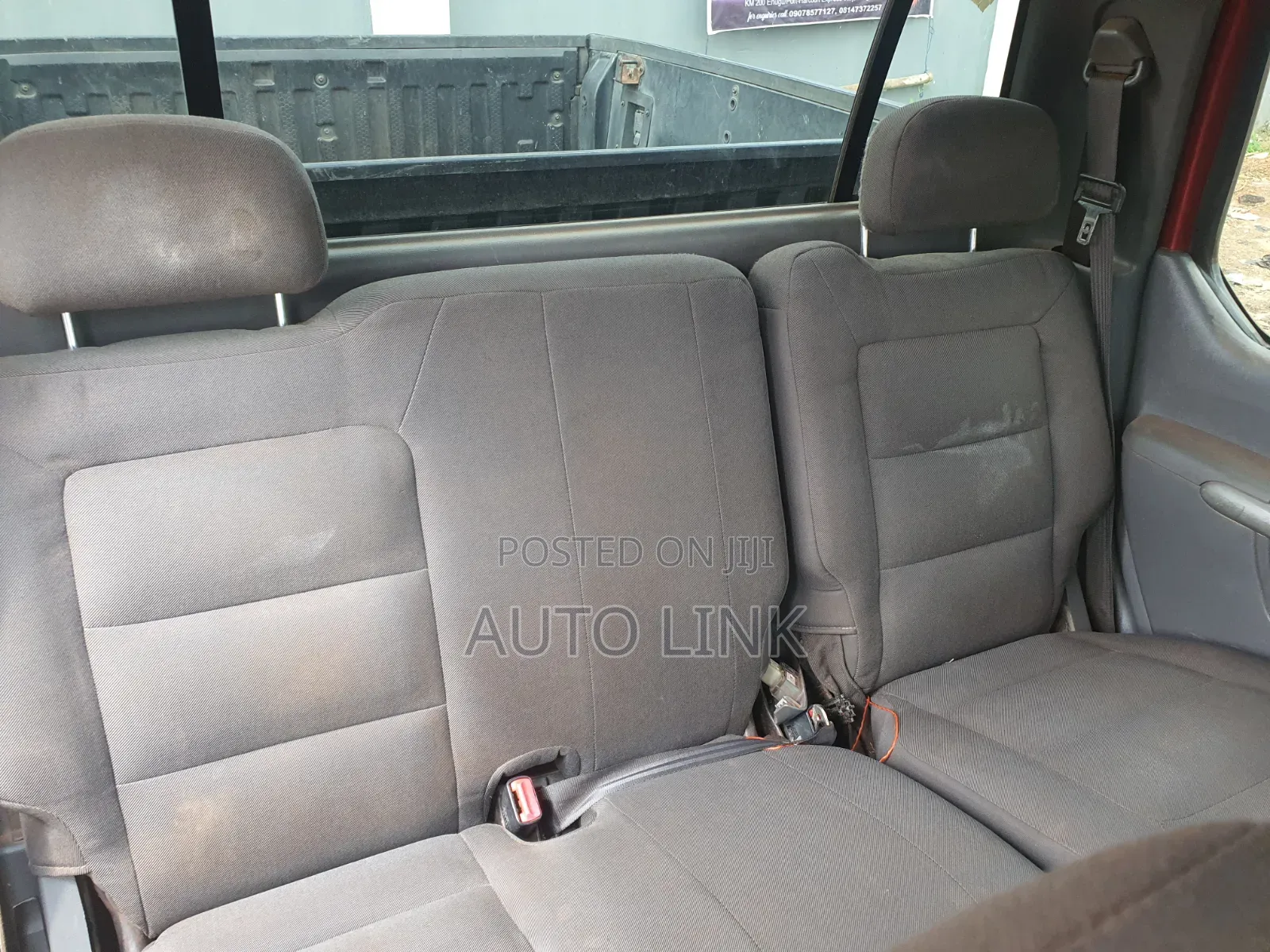 Ford Explorer 2004 Red