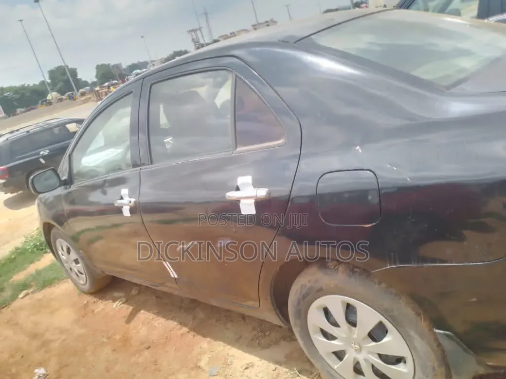 Toyota Yaris 2008 Black