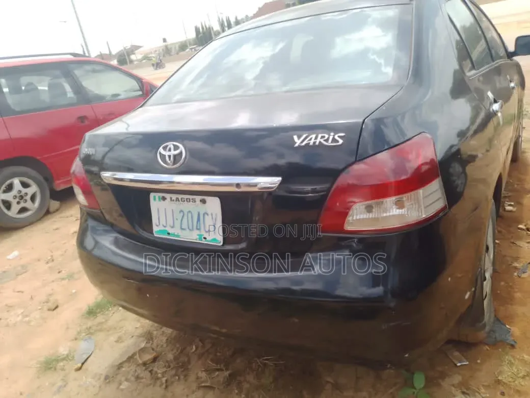 Toyota Yaris 2008 Black
